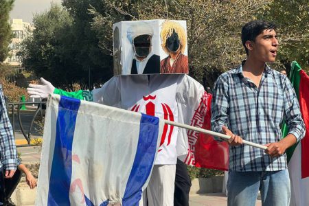 نوجوانان تهرانی با برنامه «از سنگ تا اقتدار» صدای مظلومیت مردم فلسطین شدند/ برپایی گذر هنر و راه‌اندازی پویش «حریفت منم»