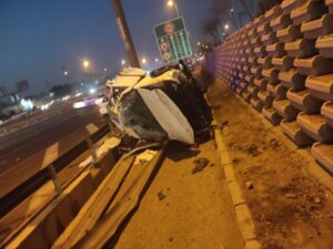 حادثه مرگبار برخورد پژو پارس با تیر چراغ برق