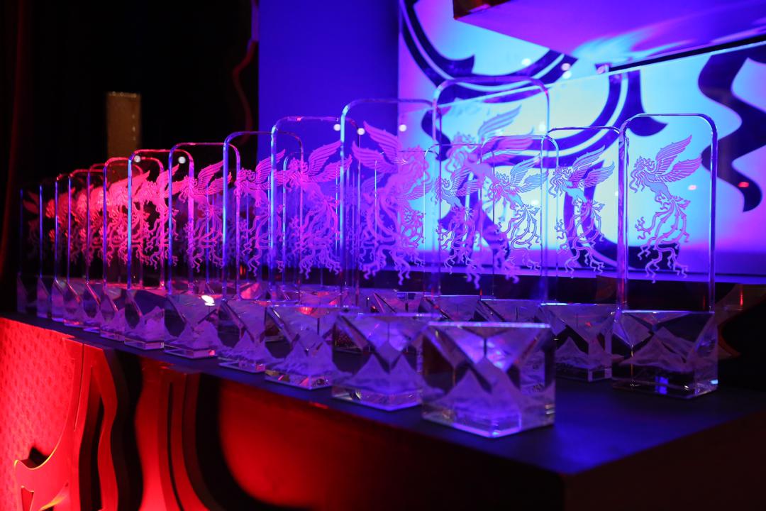 سیمرغ های جشنواره چهل‌و‌سوم فجر به خانه رفتند