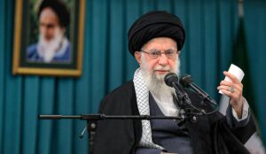 رهبر انقلاب: صبوری و شهامت ملت ایران در حوادث تلخ ۱۴۰۳ آشکار شد