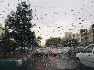 بارش باران و ترافیک سنگین صبحگاهی در اکثر معابر اصلی پایتخت / لطفاً با چراغ روشن و سرعت مطمئنه در معابر لغزنده برانید