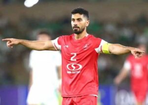 اطلاعیه باشگاه پرسپولیس درمورد جراحی زانوی امید عالیشاه/ دوری 6 تا 8 هفته‌ ای کاپیتان از میادین