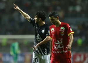 فولاد 1 – تراکتور 2: مشت گره‌کرده اسکو در فولادآرنا/جنجال بزرگ در اهواز با  خاموشی وی‌ای‌آر+ جنجال خداداد و خبیری روی آنتن زنده تلویزیون