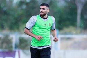 عارف آقاسی در آستانه انتقال؛ رقابت داغ استقلال و پرسپولیس