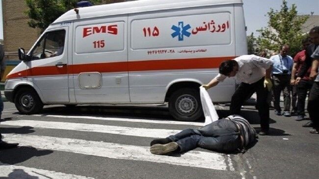 وقوع دو تصادف منجر به فوت در نخستین ساعات روز دوشنبه / حرکت در مسیر خلاف جهت موتورسوار حادثه ساز شد/ عبور غیر مجاز از عرض بزرگراه جان عابر پیاده را گرفت