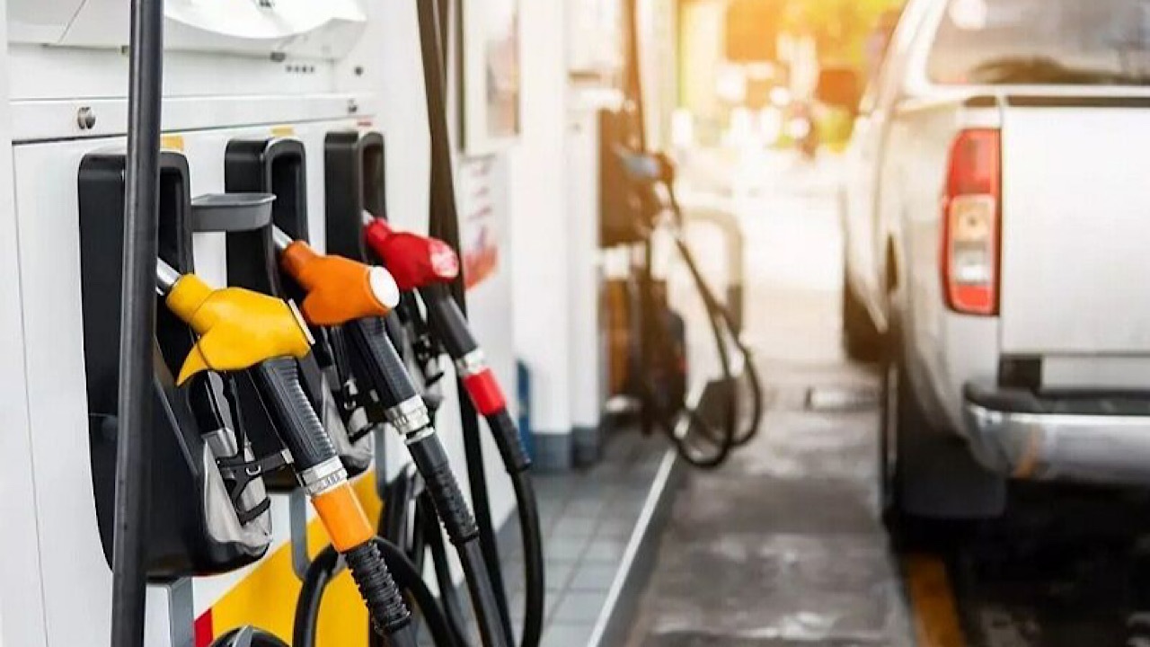 سهمیه بنزین خرداد ۱۴۰۴ امشب شارژ می‌شود