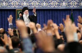 رهبر انقلاب: جمهوری اسلامی منتظر اجازه هیچ طرفی برای غنی‌سازی نیست