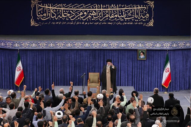 رهبر انقلاب: حادثه بندر شهید رجایی مصیبتی تلخ بود