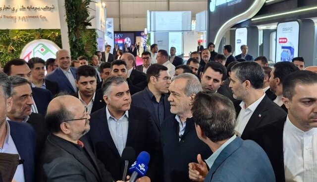 آغاز به کار بیست‌ونهمین نمایشگاه بین‌المللی نفت تهران با حضور رئیس‌جمهور