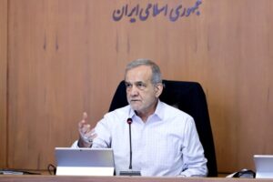 پزشکیان: دانشگاه باید در حل مشکلات کشور نقش فعال داشته باشد