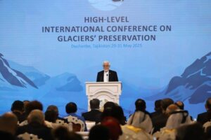 عارف: جهان به راهکارهای نوآورانه و عادلانه برای مدیریت بحران آب نیاز دارد