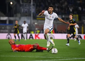 طارمی اخرین بازی دروازه‌بان افسانه‌ای خراب کرد