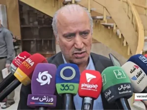 فدراسیون فوتبال در تلاش برای حل بحران مجوز حرفه‌ای سرخابی‌ها