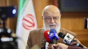 چمران: تاکسی‌های اینترنتی باید زیر نظر شهرداری فعالیت کنند