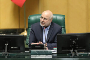 قالیباف قانون اصلاح پرداخت فوق‌العاده خاص به کارکنان شهرداری‌ها را ابلاغ کرد