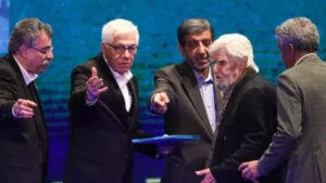 آخرین وضعیت جسمانی عنایت بخشی از زبان همسرش