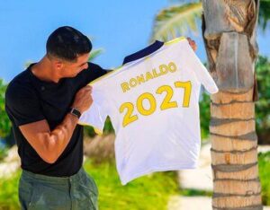 عربستان رونالدو را همچنان می خواهد/گران ترین قرارداد تاریخ فوتبال را به نام اسطوره بنویسید!