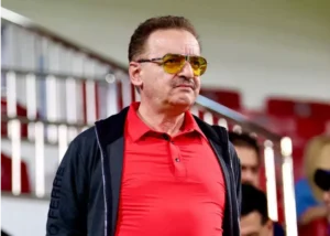 تمجید ناباورانه زنوزی از مدیرعامل پرسپولیس!