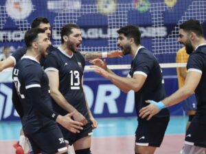 تیم ملی والیبال ایران با شکست هند، جام قهرمانی را بالای سر برد