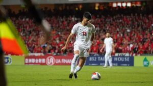 آریا یوسفی به یک شرط سرخپوش می شود