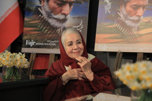 شمسی فضل اللهی از انتخاب فیلم شیر سنگی در پوستر جشنواره فیلم فجر می‌گوید