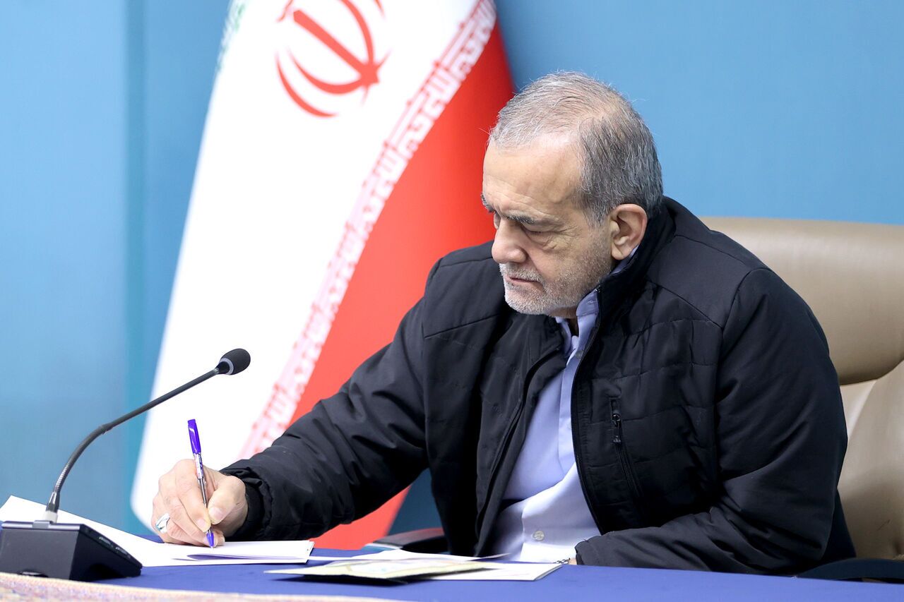 پزشکیان: بدعهدی، محاصره و تهدید مانع اصلی مذاکره واقعی است‌